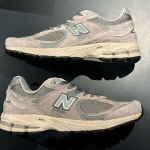New Balance 2002R "Marblehead Light Aluminum" - Men’s Size 11